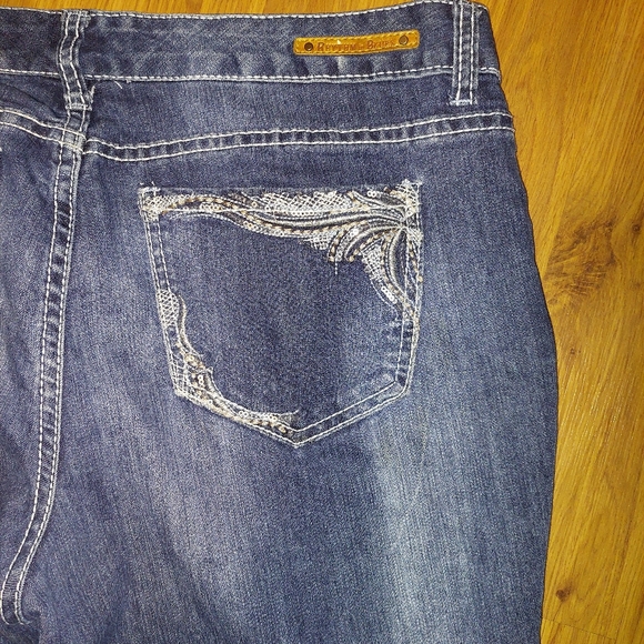 RYTHEM AND BLUES WOMEN'S JEANS - Picture 4 of 5